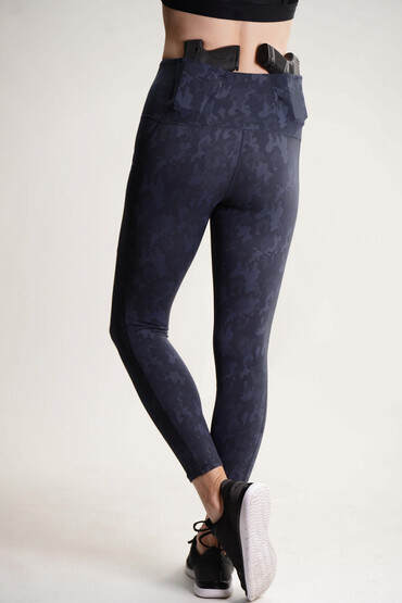 Alexo Women's Face Forward Concealed Carry Leggings in Charcoal with Ambidextrous pocket design